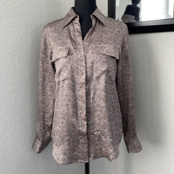 GOLD HAWK 100% Silk Printed Two Pocket Blouse Shirt Small - Picture 2 of 11